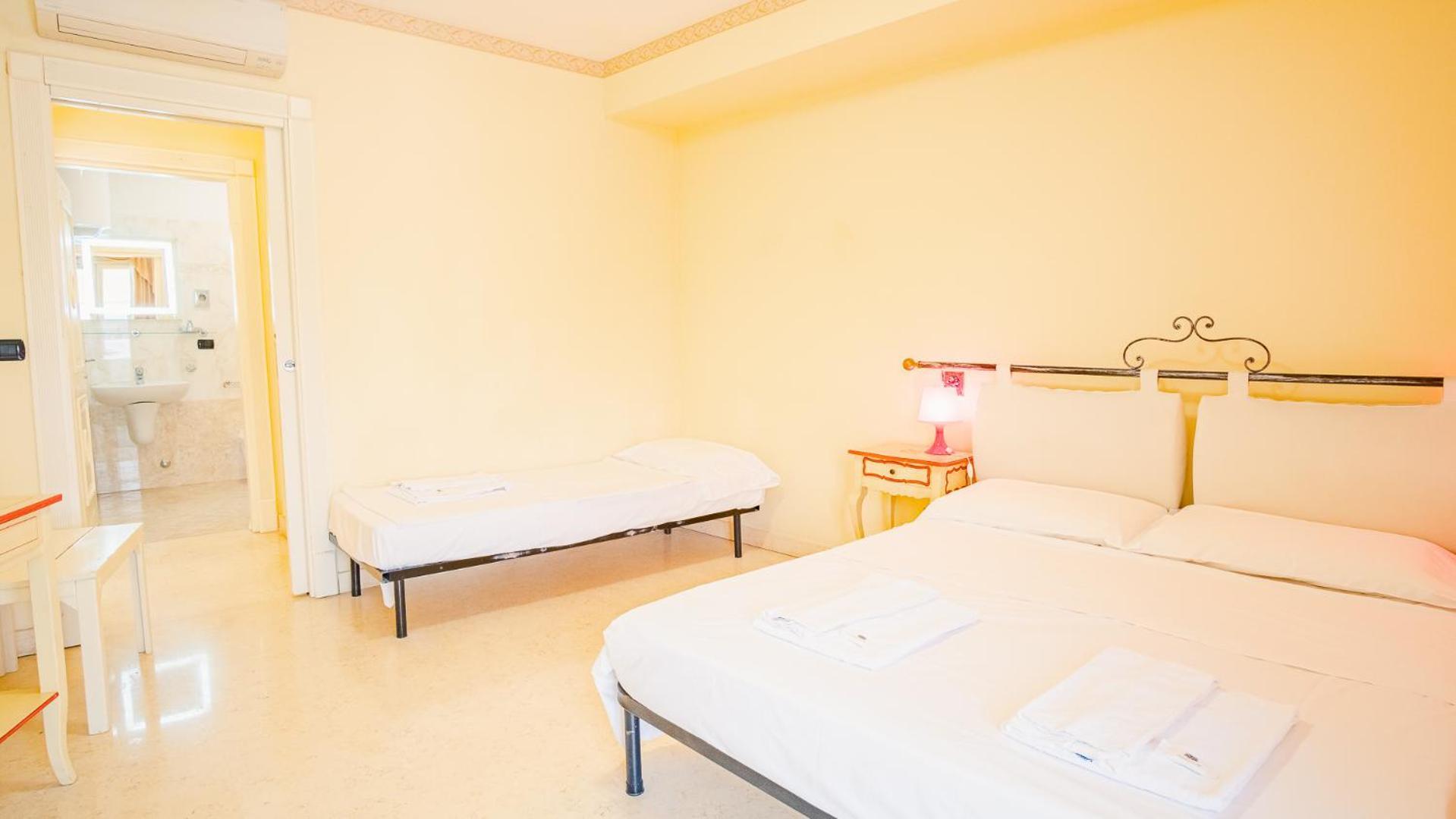 Relais Du Lac Village - Italian Homing Desenzano del Garda Ngoại thất bức ảnh