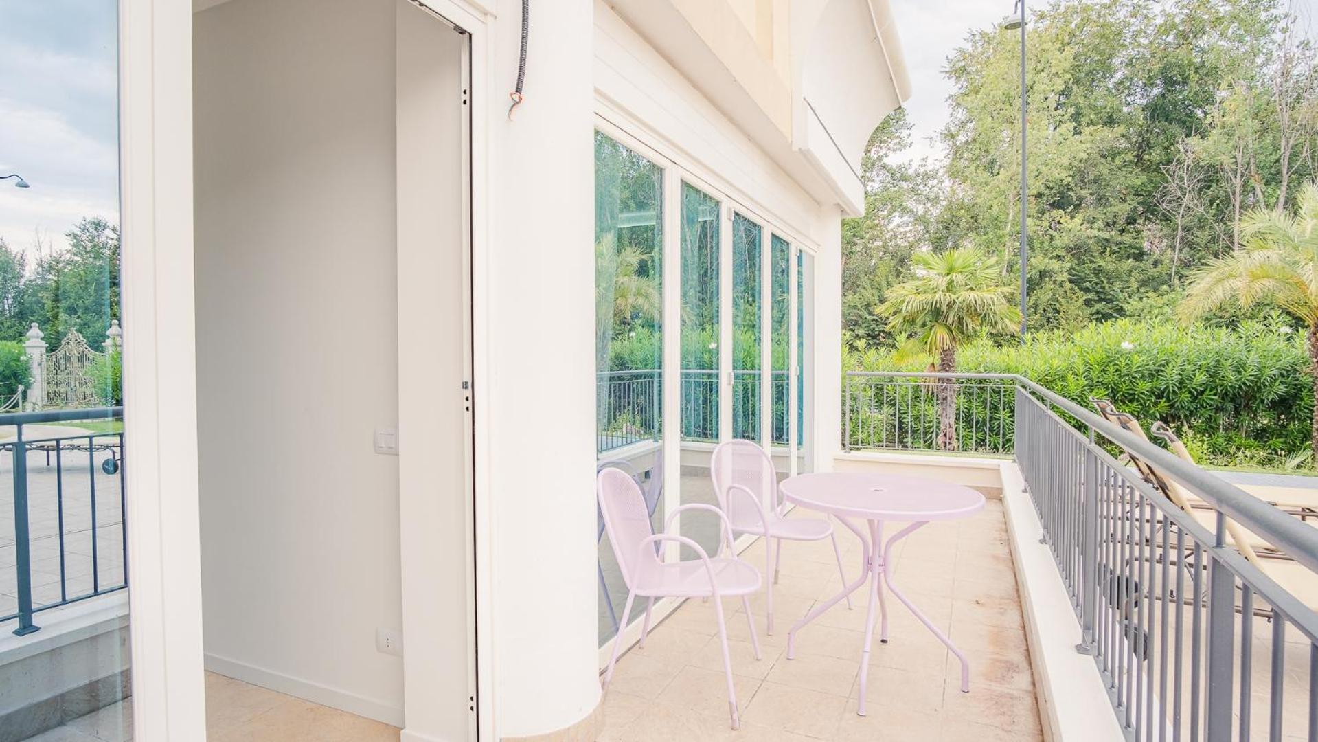 Relais Du Lac Village - Italian Homing Desenzano del Garda Ngoại thất bức ảnh
